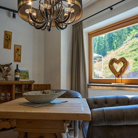 Hotel Monte44 Selva di Val Gardena Exteriör bild