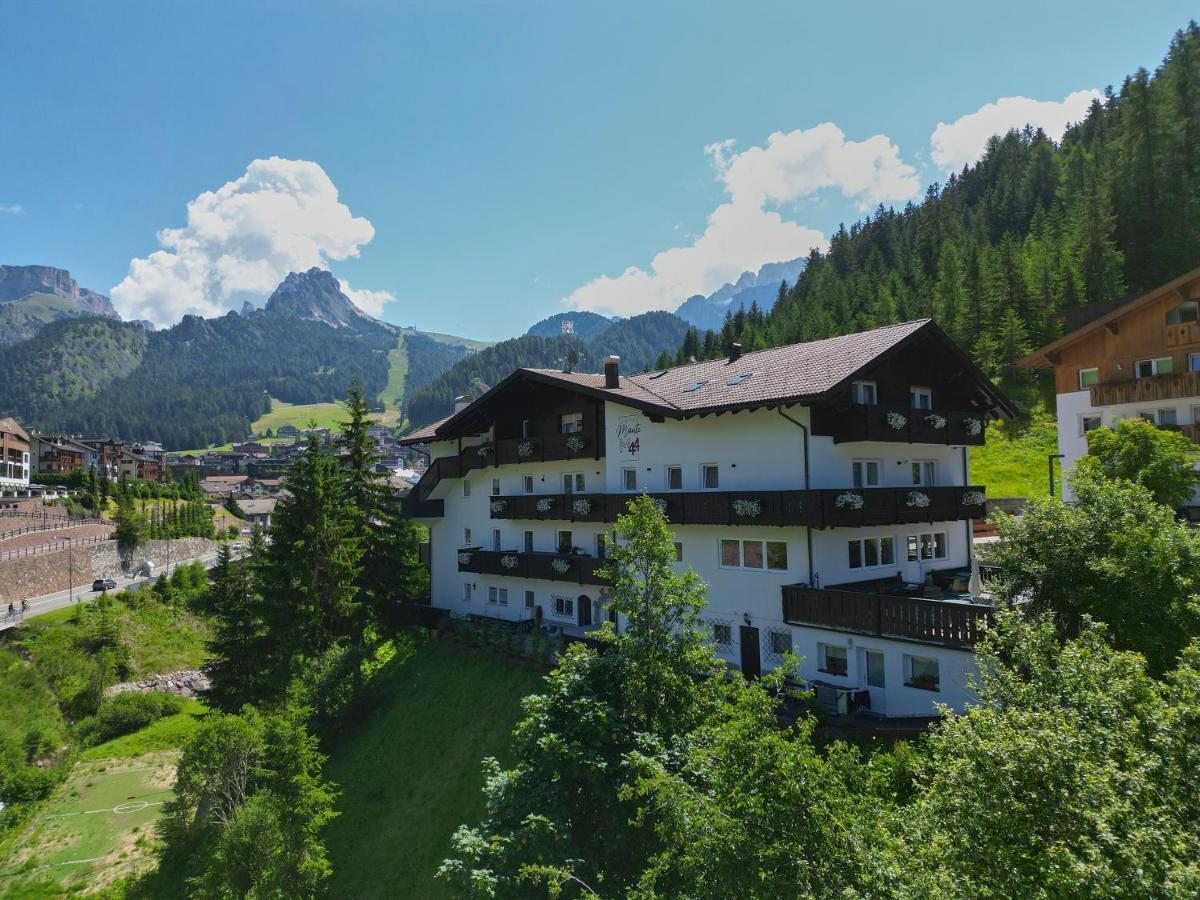 Hotel Monte44 Selva di Val Gardena Exteriör bild